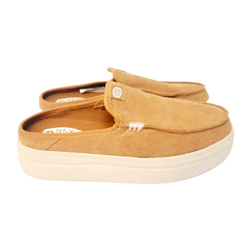 HEYDUDE Austin Lift Classic Women's 8 Tan Suede Leather Platform Loafers
